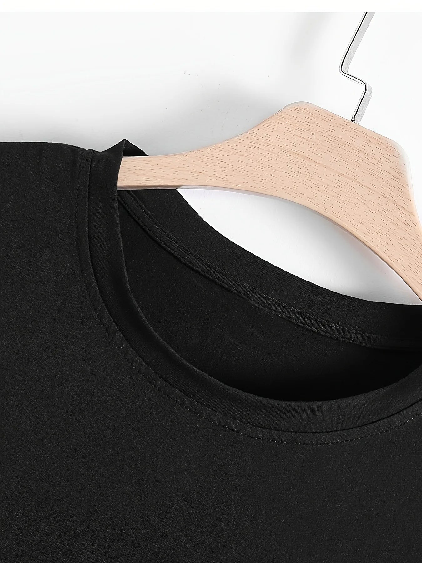 Men's Y2K Vintage Pattern T-Shirt Angel Wings and Lips Design Black Casual Short Sleeve Shirt Summer Essential Street Style